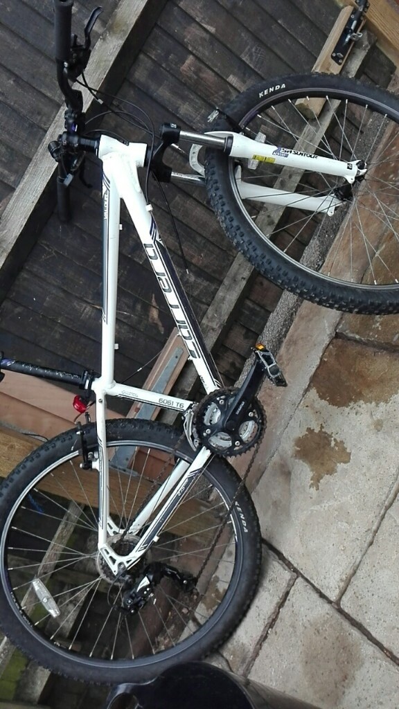 carrera valour womens mountain bike